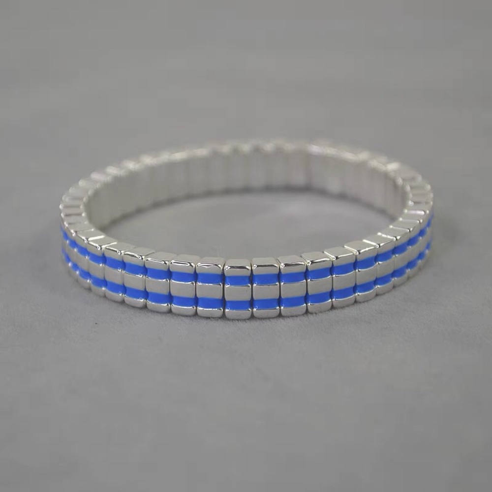 Roxanne Assoulin Silver tone stretch bracelet a little luxury for your wrists